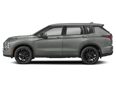 2024 Mitsubishi Outlander SE Black Edition w/Pano Roof