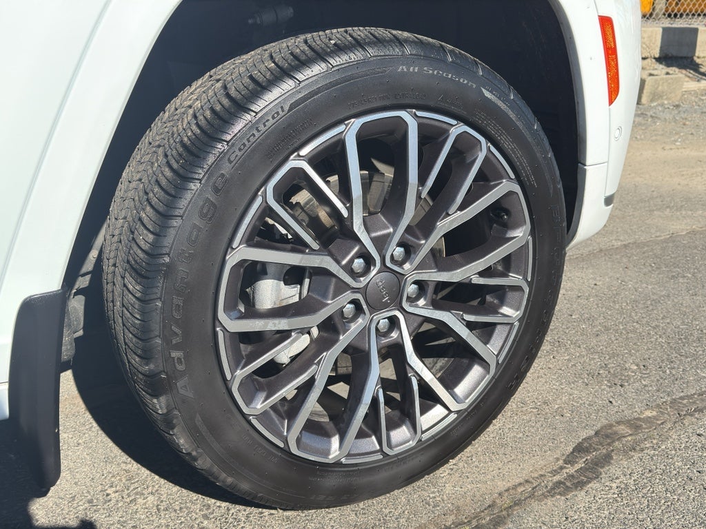 2022 Jeep Grand Cherokee L Summit Reserve