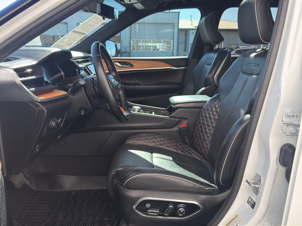 2022 Jeep Grand Cherokee L Summit Reserve