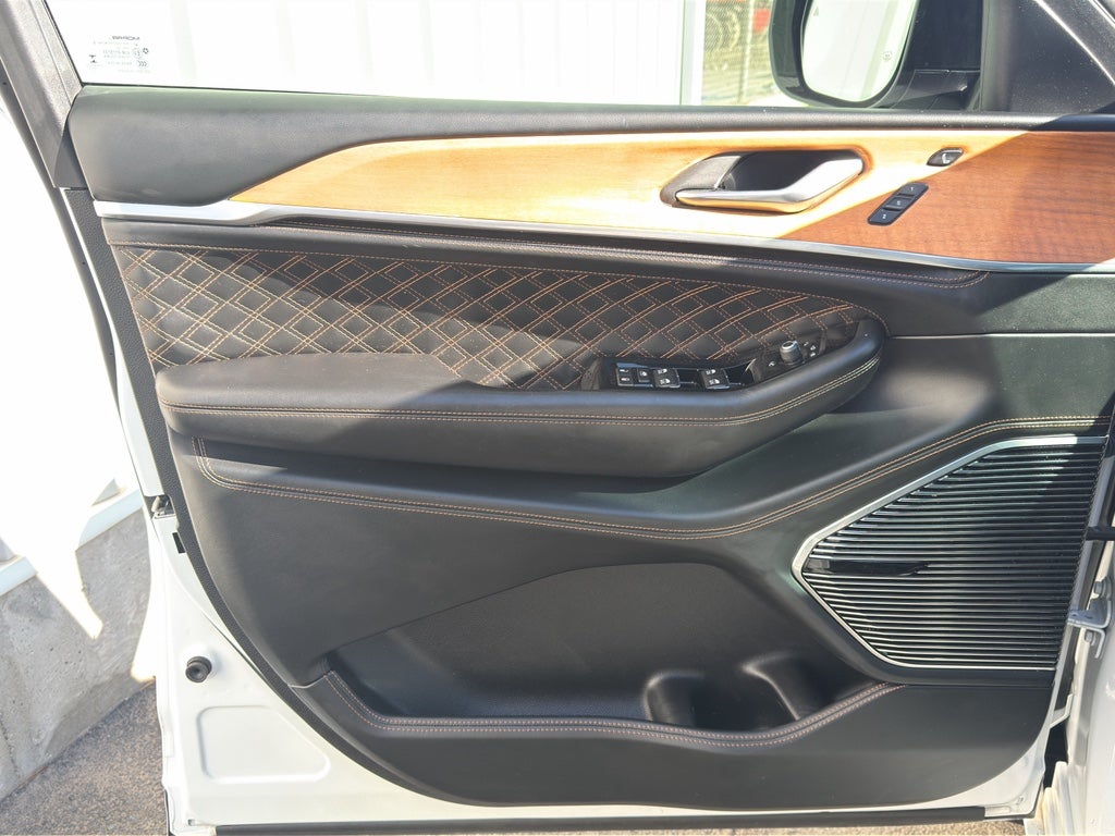 2022 Jeep Grand Cherokee L Summit Reserve