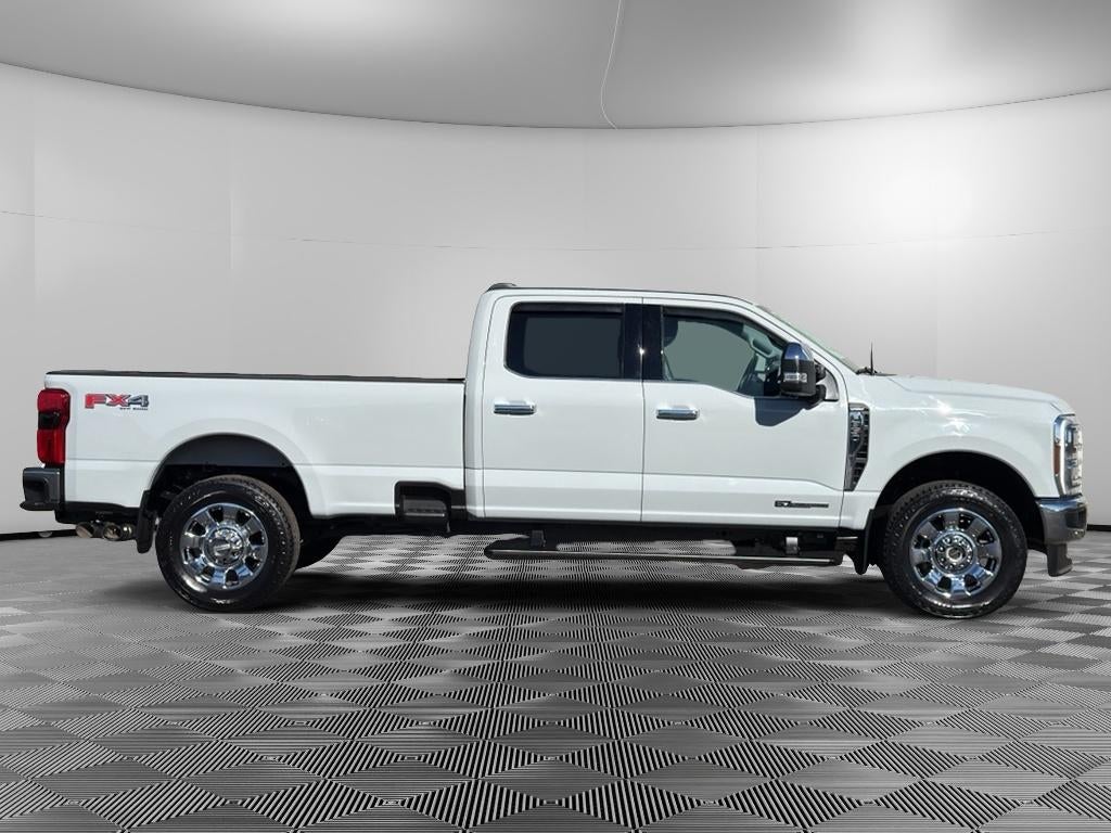 2025 Ford F-350 LARIAT