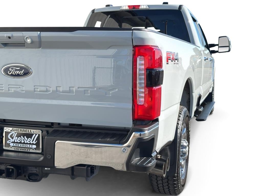 2025 Ford F-350 LARIAT