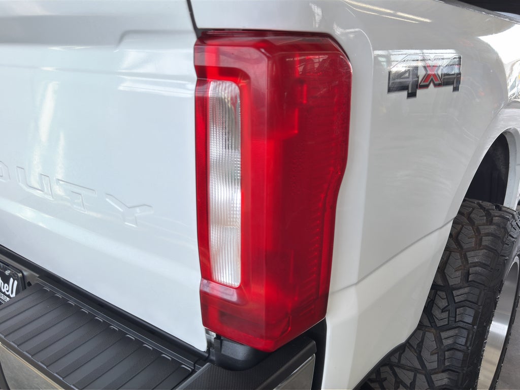 2023 Ford F-350 XLT
