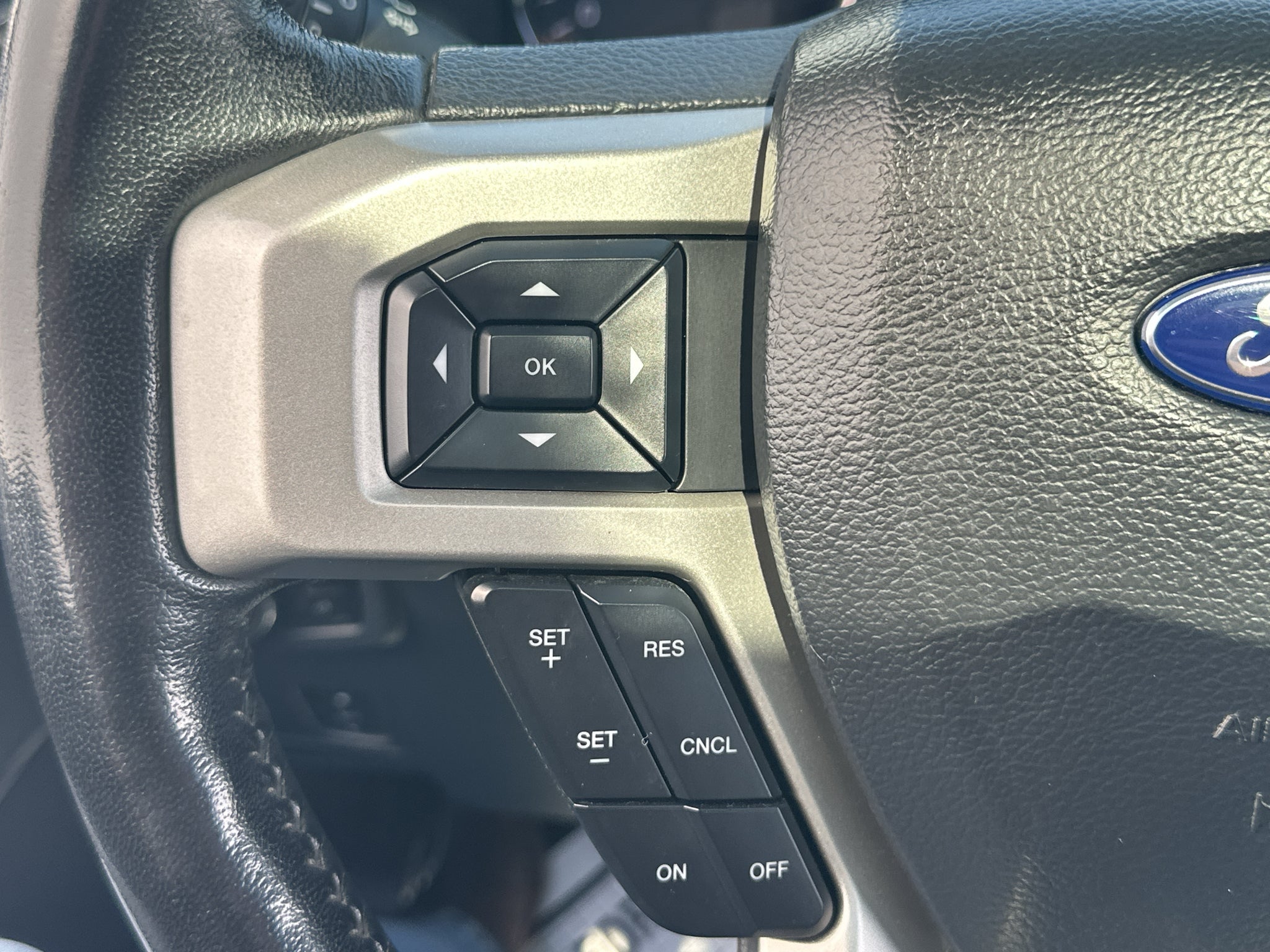 2022 Ford F-350 LARIAT