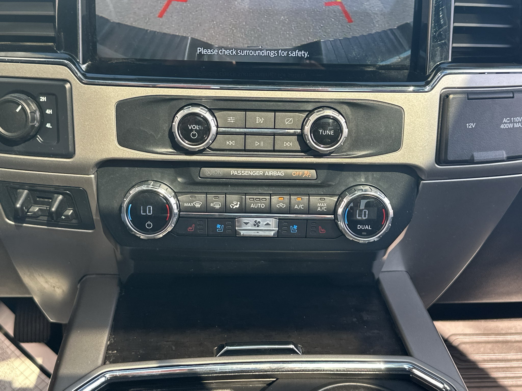 2022 Ford F-350 LARIAT