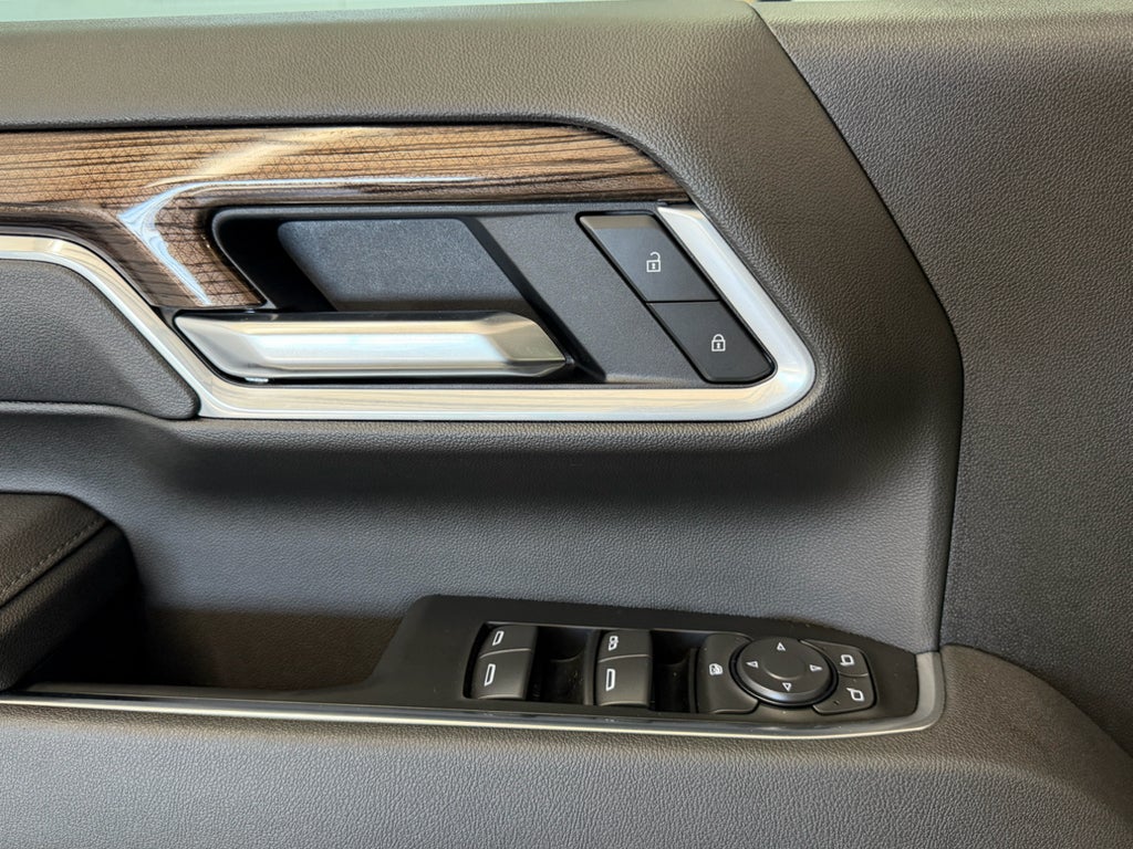 2026 Chevrolet Silverado LT