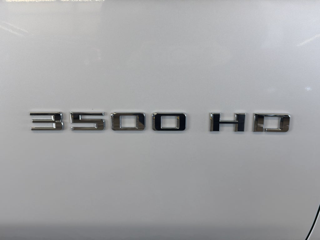 2023 Chevrolet Silverado High Country