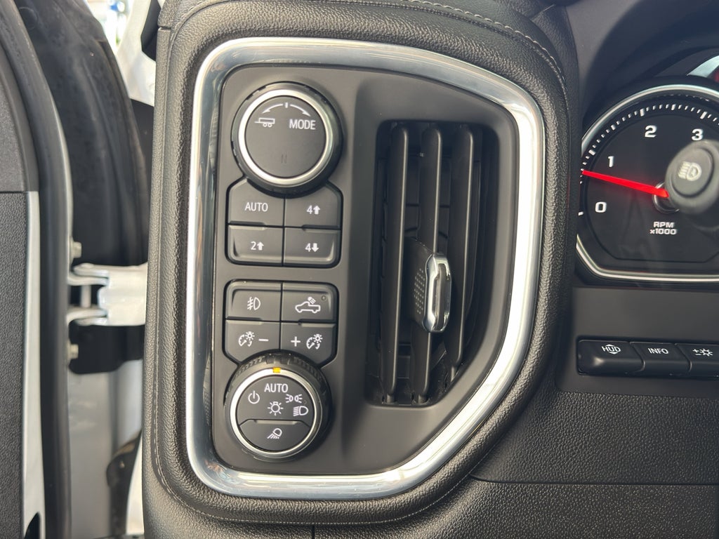 2023 Chevrolet Silverado High Country