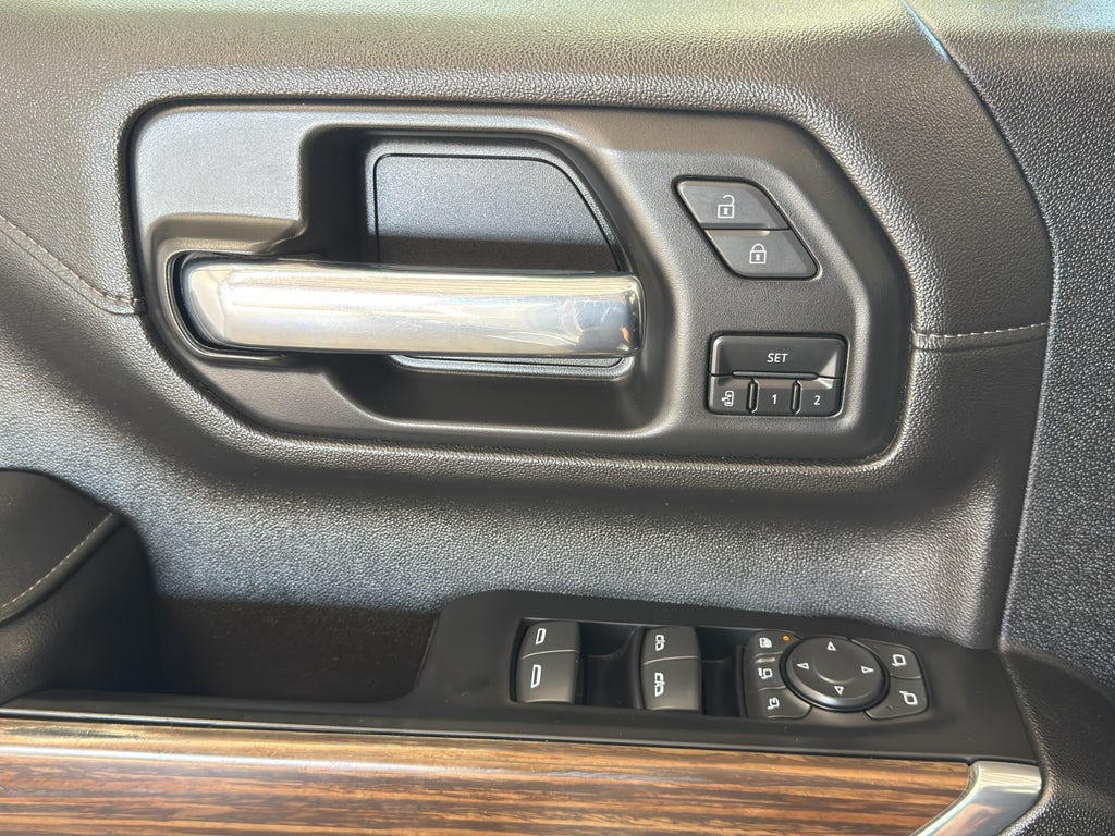 2023 Chevrolet Silverado High Country