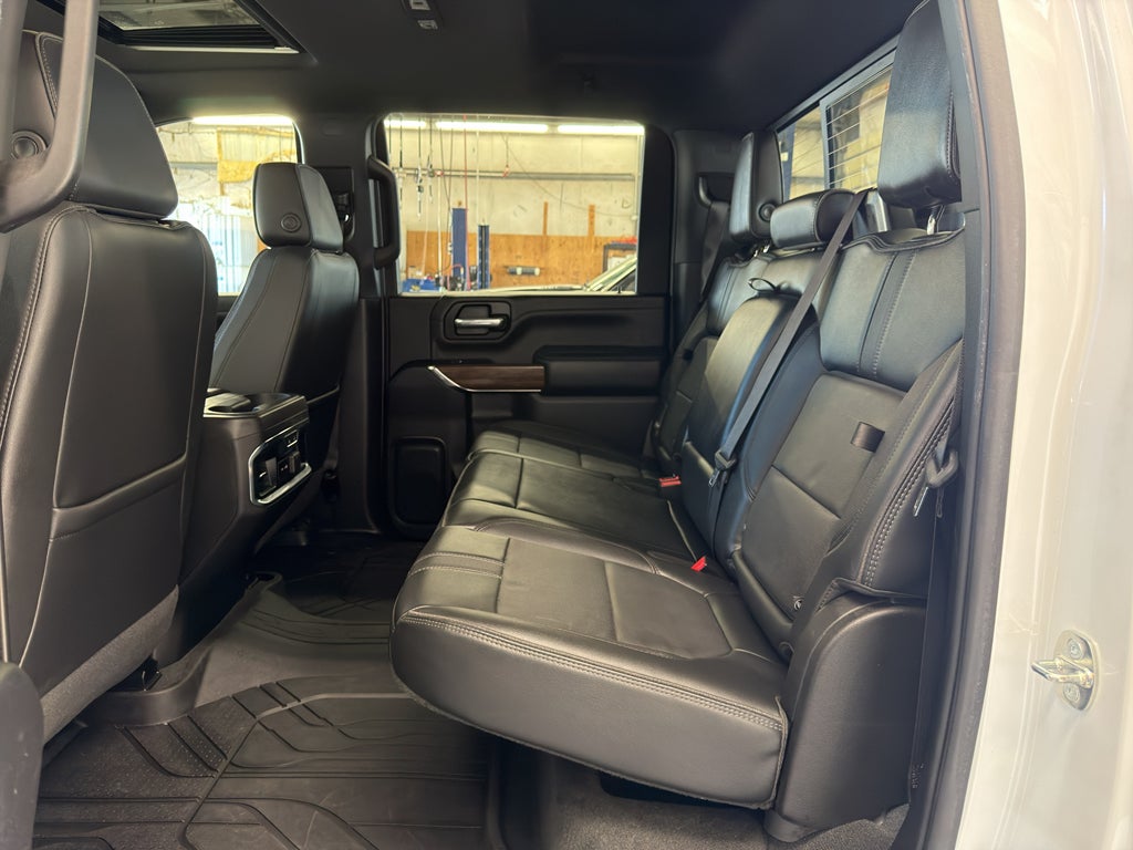 2023 Chevrolet Silverado High Country