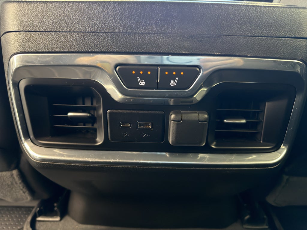 2023 Chevrolet Silverado High Country