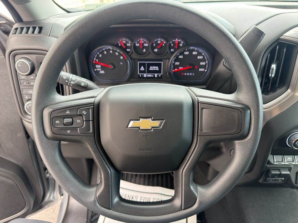 2023 Chevrolet Silverado Custom
