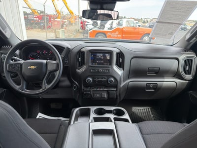 2023 Chevrolet Silverado Custom