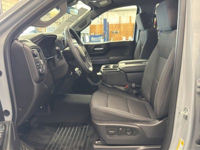 2025 Chevrolet Silverado Custom