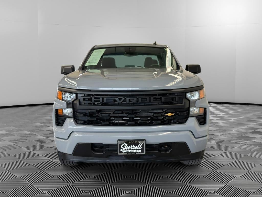 2025 Chevrolet Silverado Custom