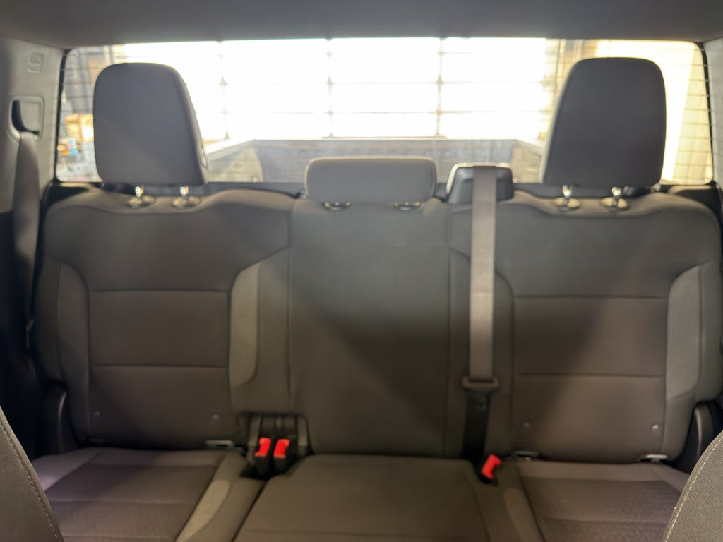 2025 Chevrolet Silverado Custom