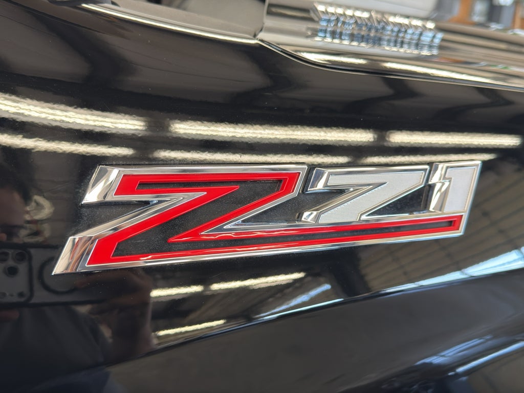 2023 Chevrolet Silverado RST