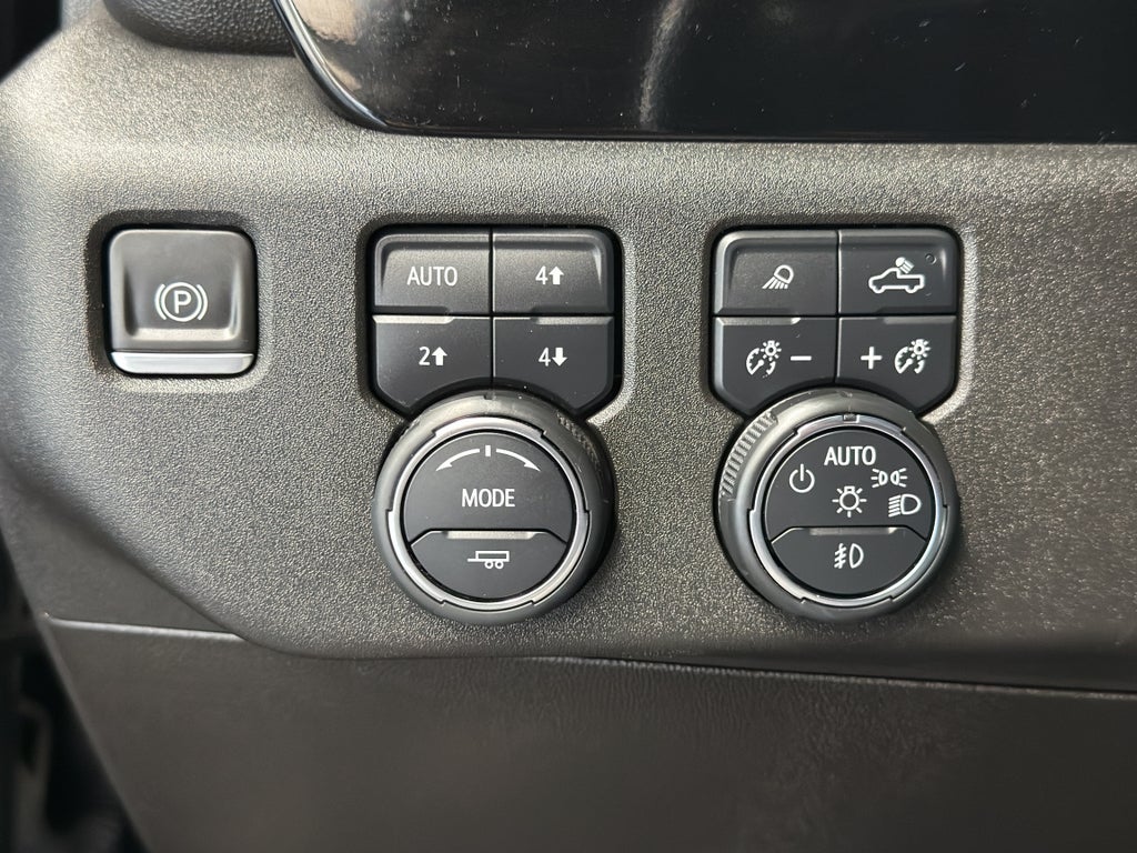 2023 Chevrolet Silverado RST