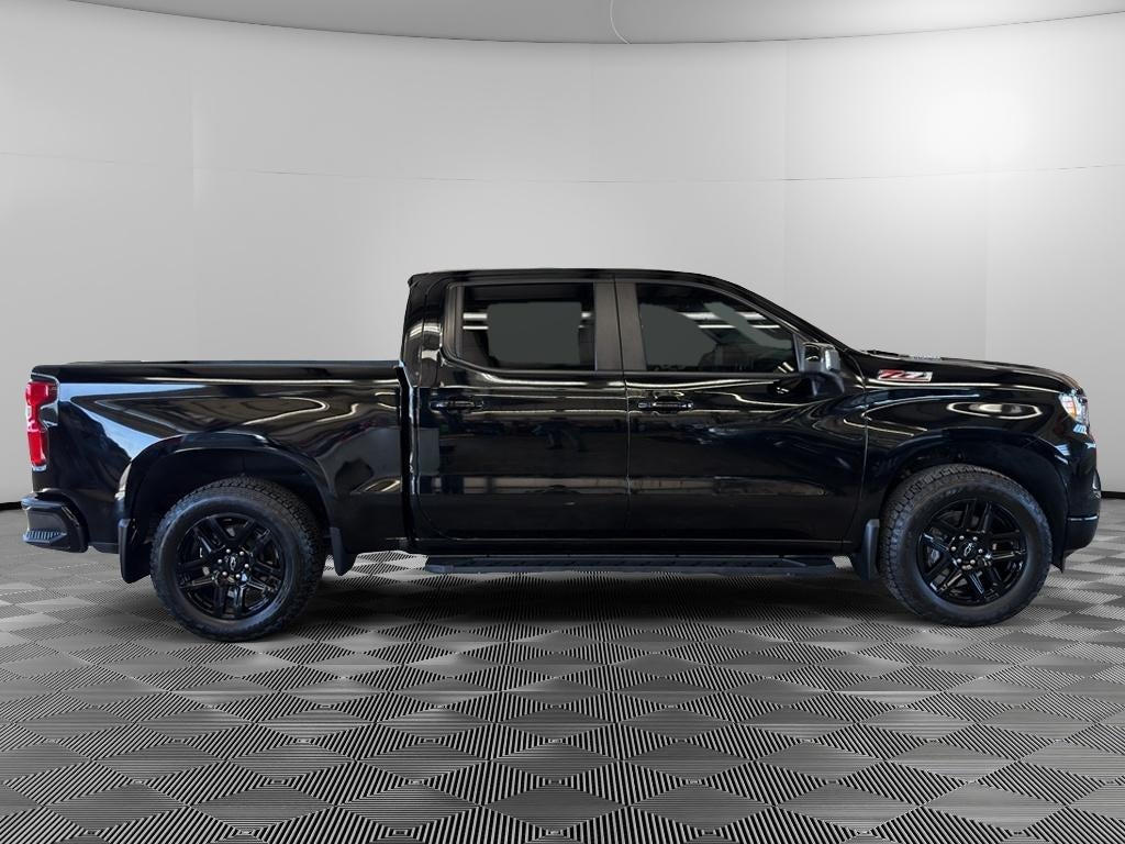 2023 Chevrolet Silverado RST