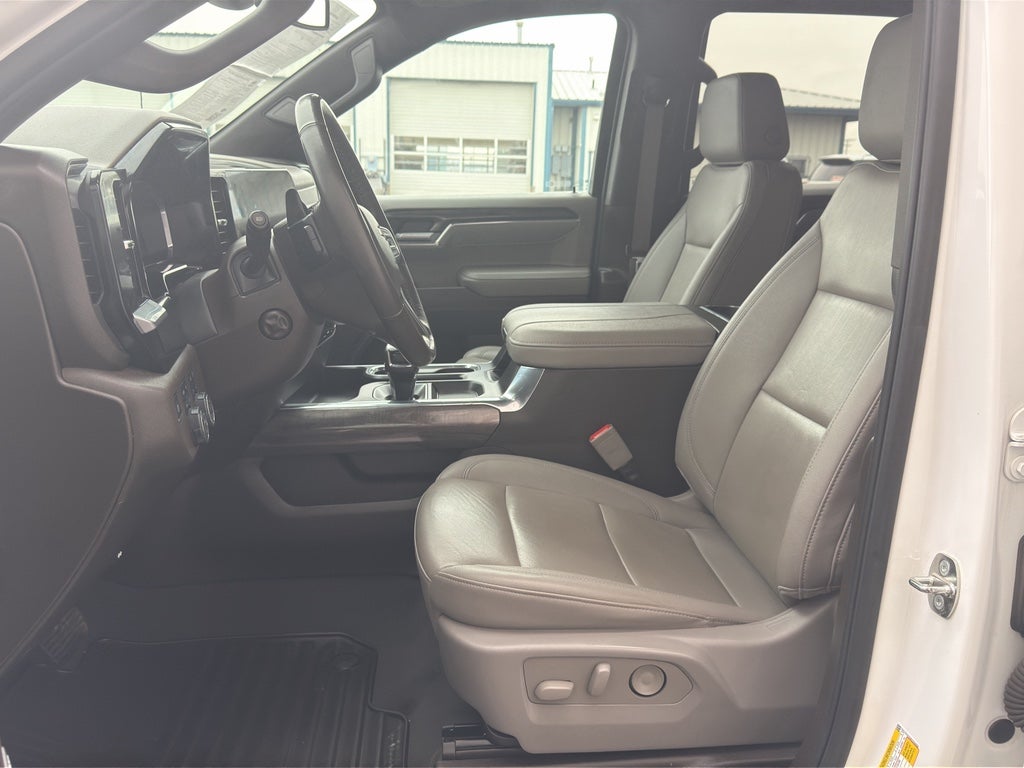 2024 Chevrolet Silverado LTZ