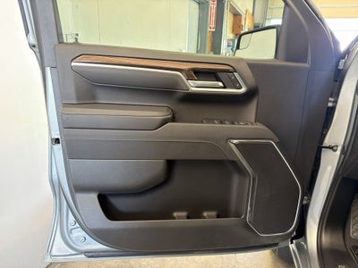 2025 Chevrolet Silverado LT