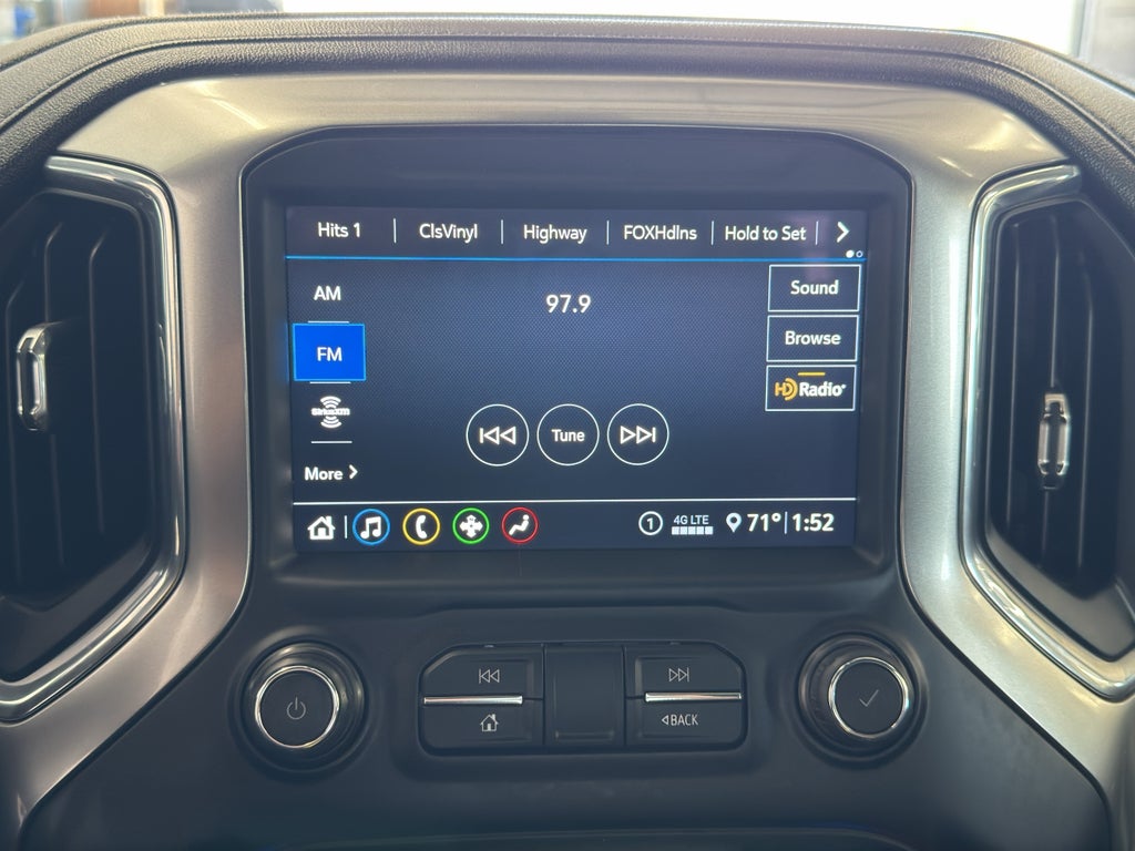 2020 Chevrolet Silverado RST