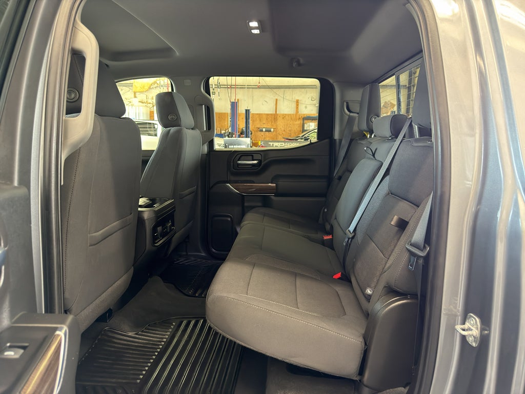 2020 Chevrolet Silverado RST