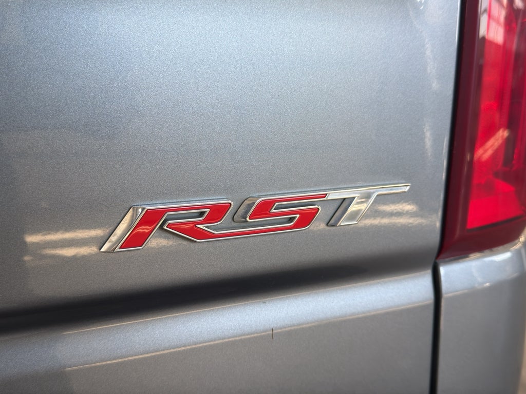 2021 Chevrolet Silverado RST