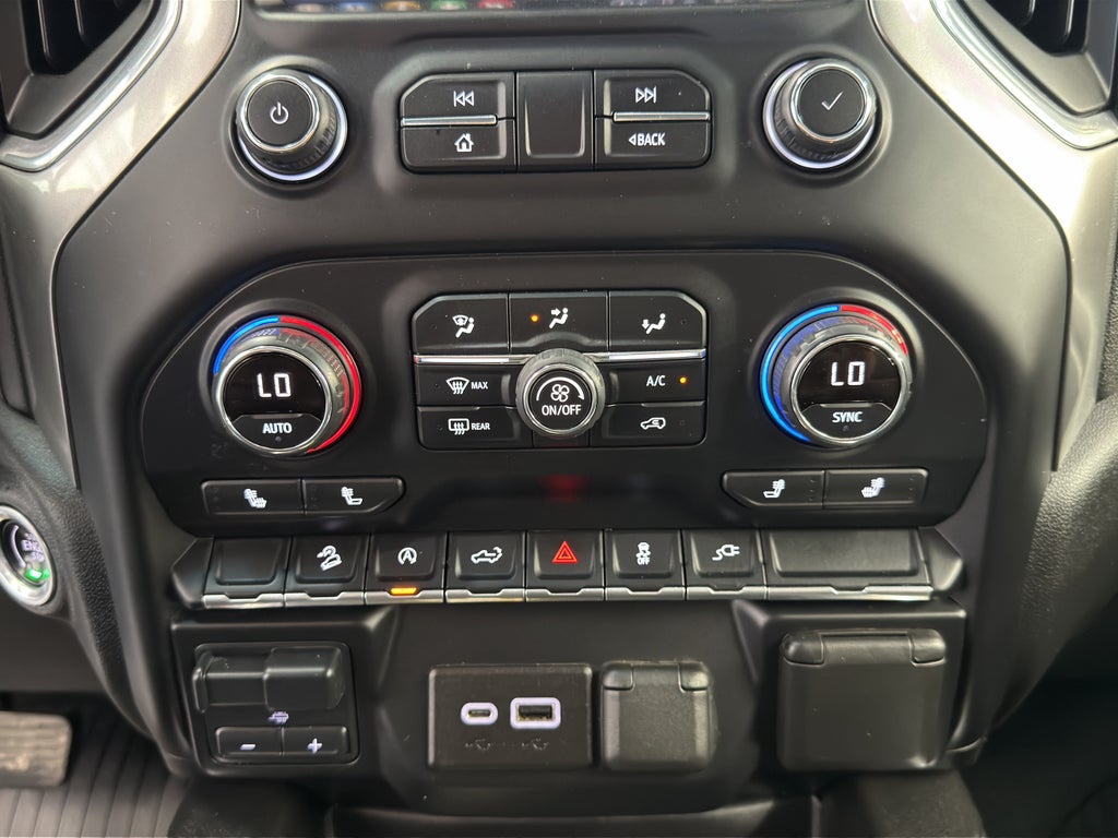 2021 Chevrolet Silverado RST
