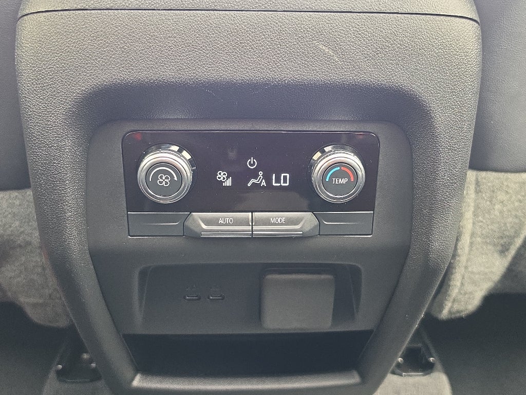 2024 GMC Acadia FWD Elevation