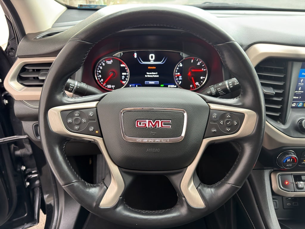 2022 GMC Acadia Denali