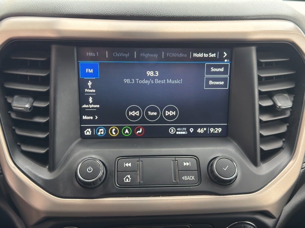 2022 GMC Acadia Denali