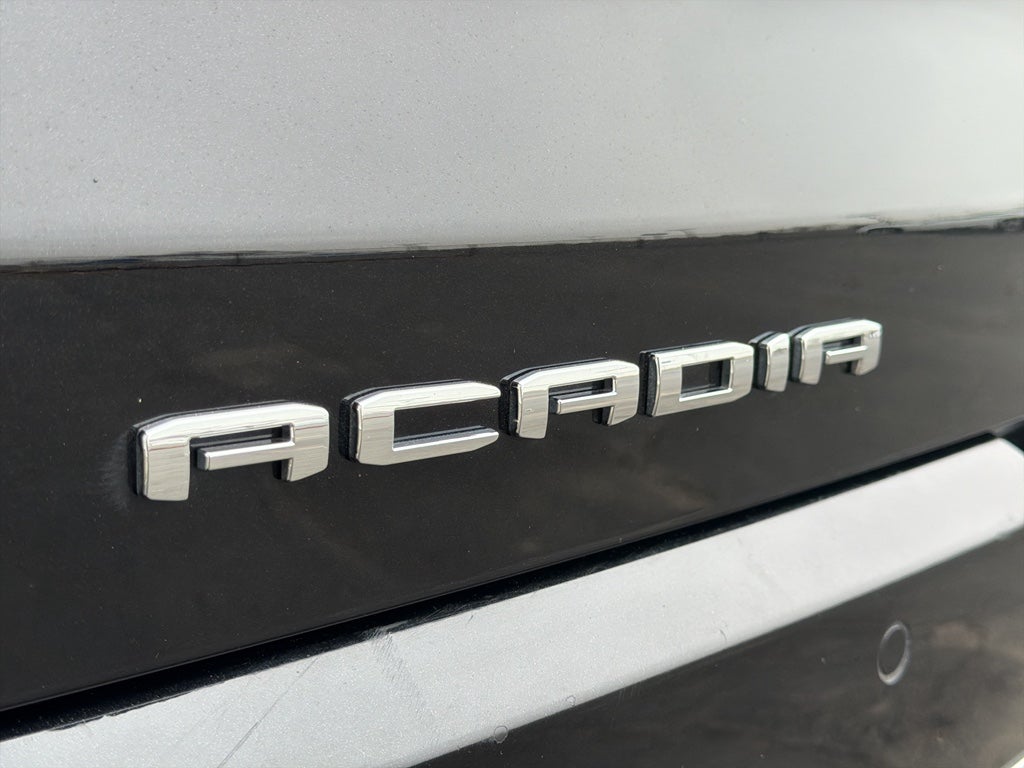 2022 GMC Acadia Denali