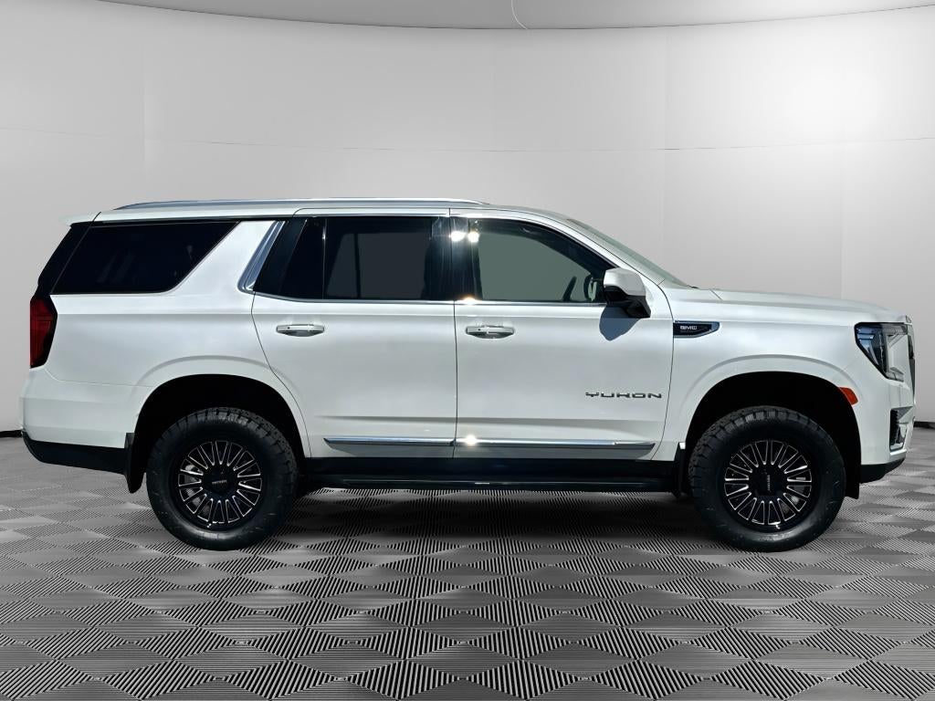 2024 GMC Yukon SLT