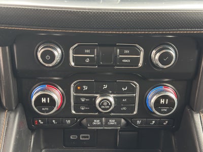 2023 GMC Yukon XL AT4