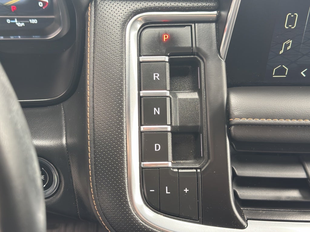 2023 GMC Yukon XL AT4