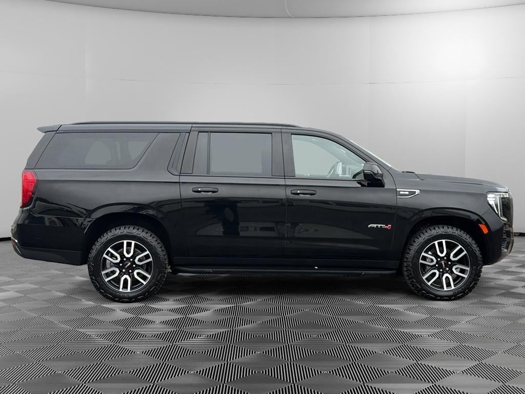 2023 GMC Yukon XL AT4