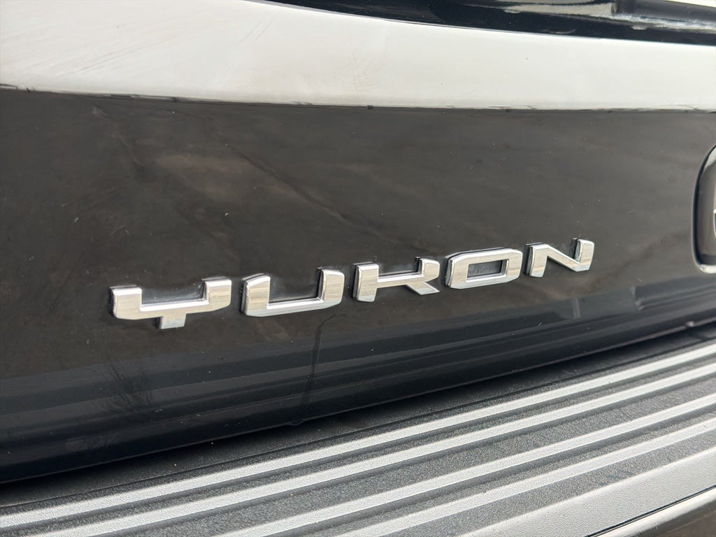 2023 GMC Yukon XL AT4