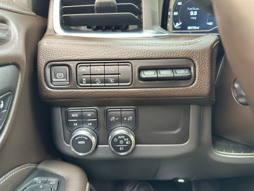 2023 GMC Yukon XL Denali