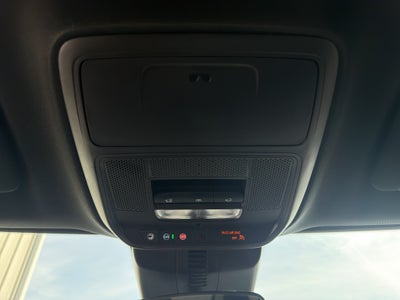 2025 Chevrolet Traverse AWD LT