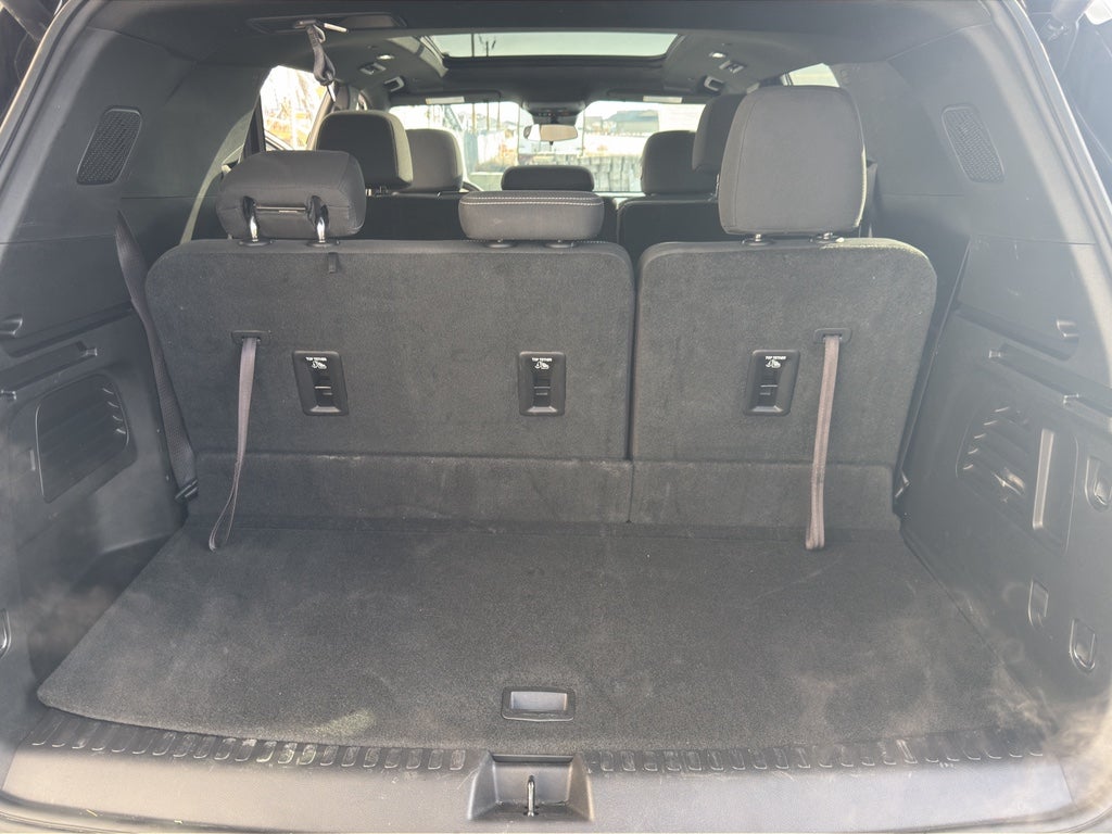 2025 Chevrolet Traverse AWD LT