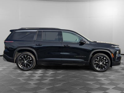 2025 Chevrolet Traverse AWD LT