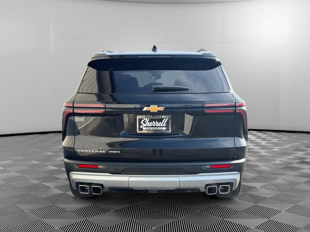 2025 Chevrolet Traverse AWD LT