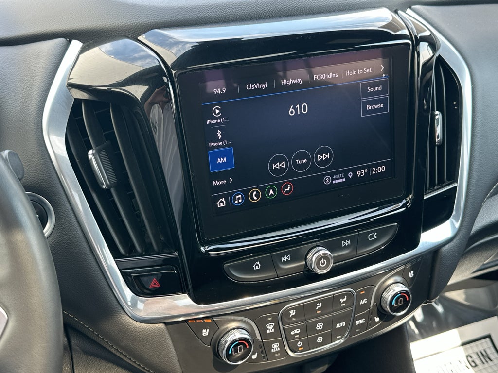 2023 Chevrolet Traverse Premier