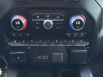 2023 GMC Sierra AT4