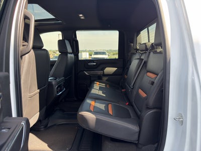 2023 GMC Sierra AT4
