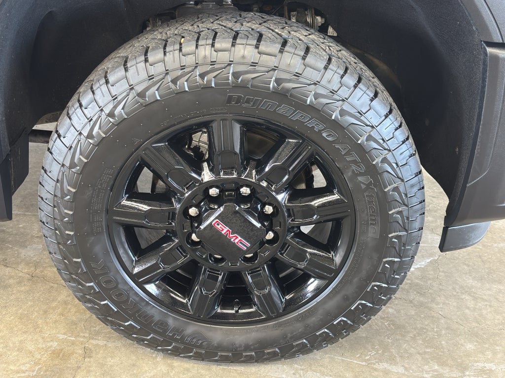 2024 GMC Sierra AT4