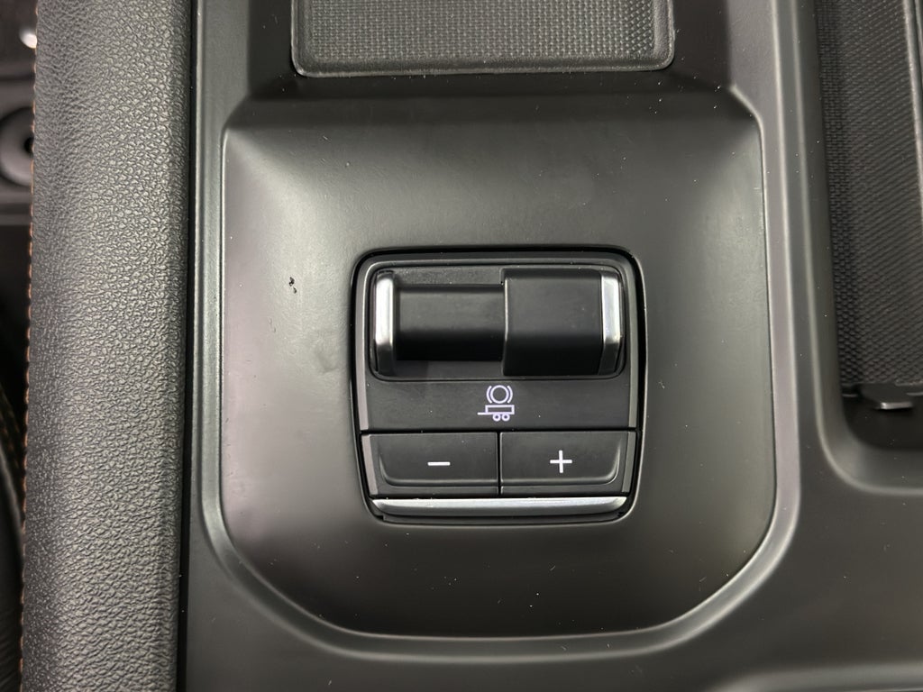 2024 GMC Sierra AT4