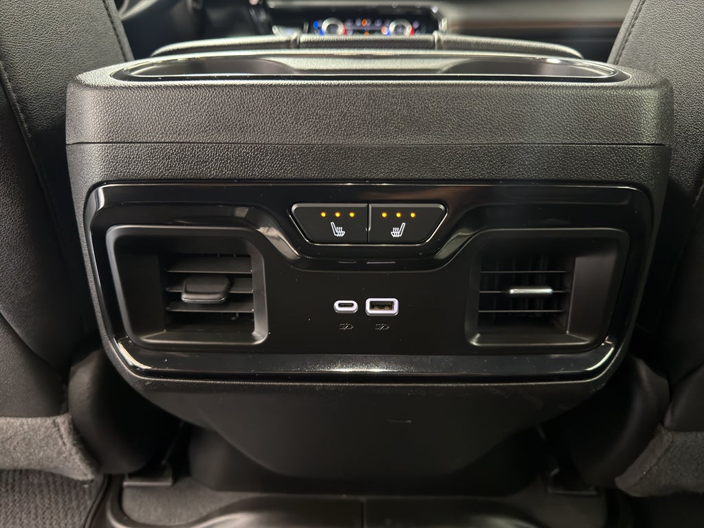 2024 GMC Sierra AT4