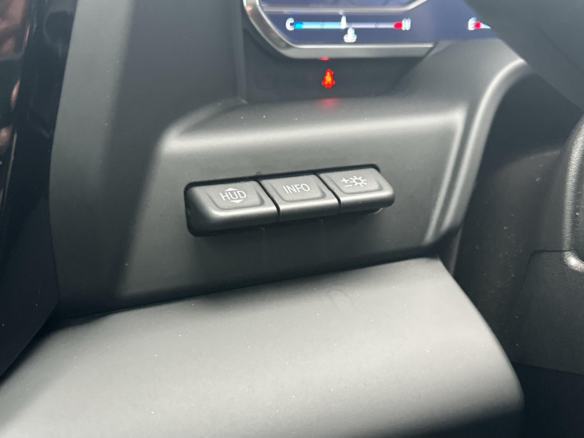 2024 GMC Sierra AT4